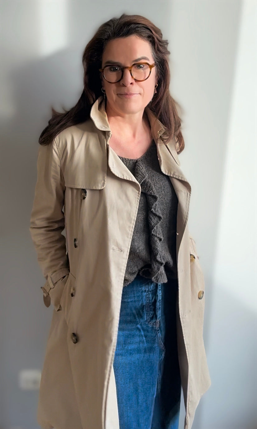 FRILLS FOREVER Shirt