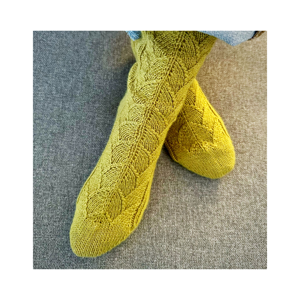 SOUND OF LEAVES Socken - noriknits