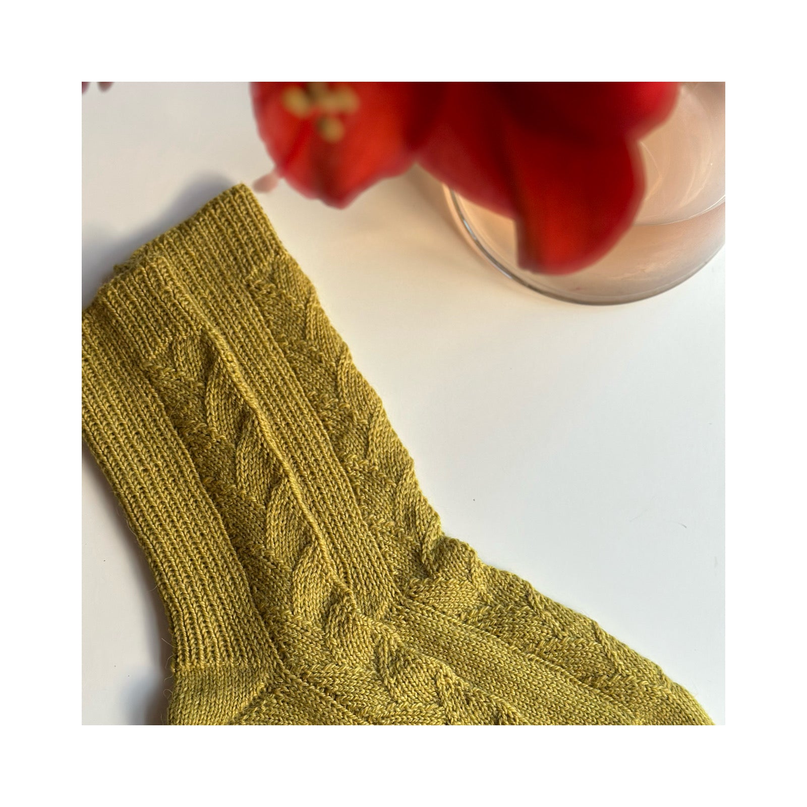 SOUND OF LEAVES Socken - noriknits